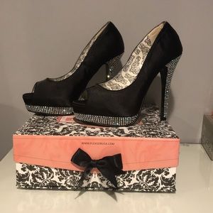 Bordello Platform Peep-Toe Pumps